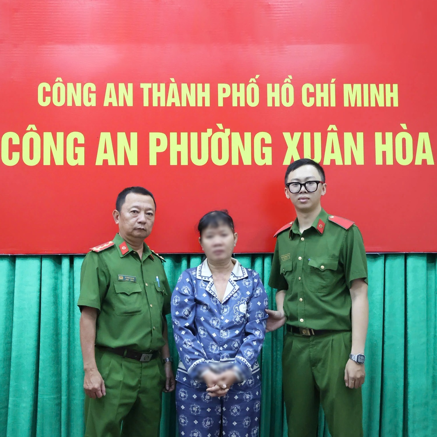 Trộm vàng của chủ, giấu trong bồn xả nước, nữ giúp việc thách thức công an "không đủ chứng cứ"- Ảnh 3.