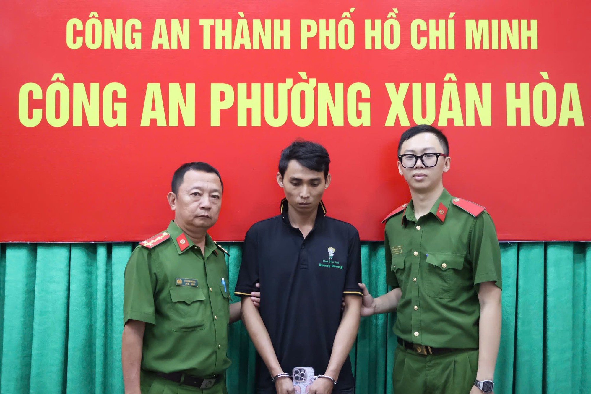 Bắt Ỏng Pỉa Chứ- Ảnh 1. Bắt Ỏng Pỉa Chứ- Ảnh 1.