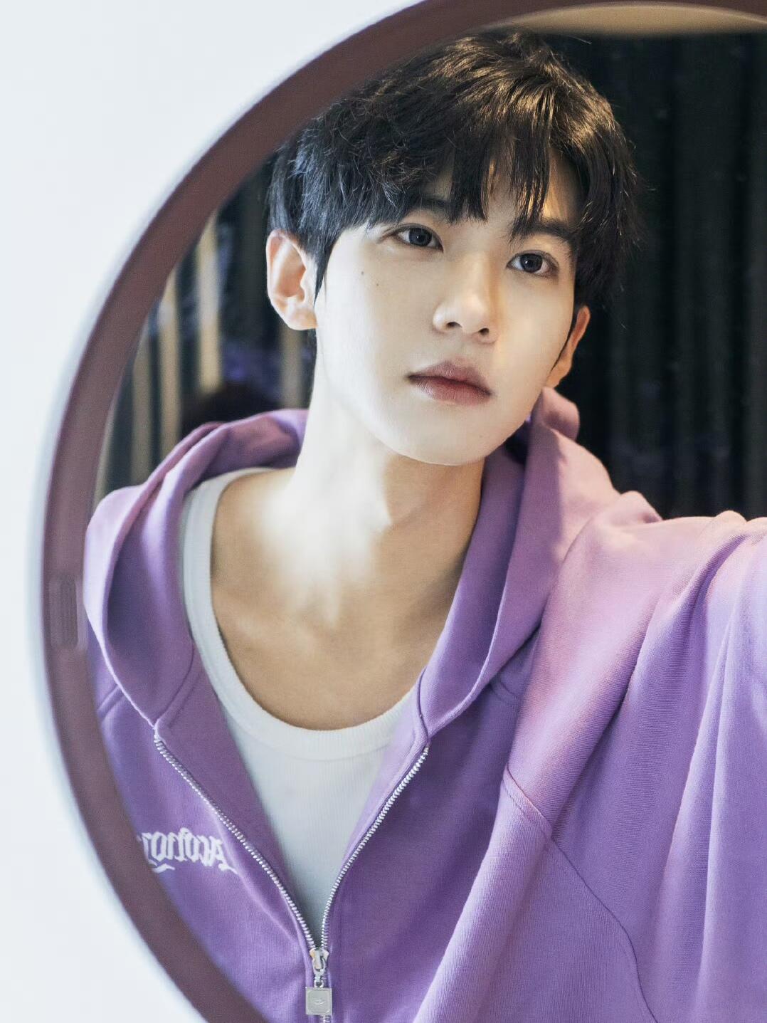 “Tổng tài” showbiz bị nợ lương suốt nửa năm trời- Ảnh 2. “Tổng tài” showbiz bị nợ lương suốt nửa năm trời- Ảnh 2.