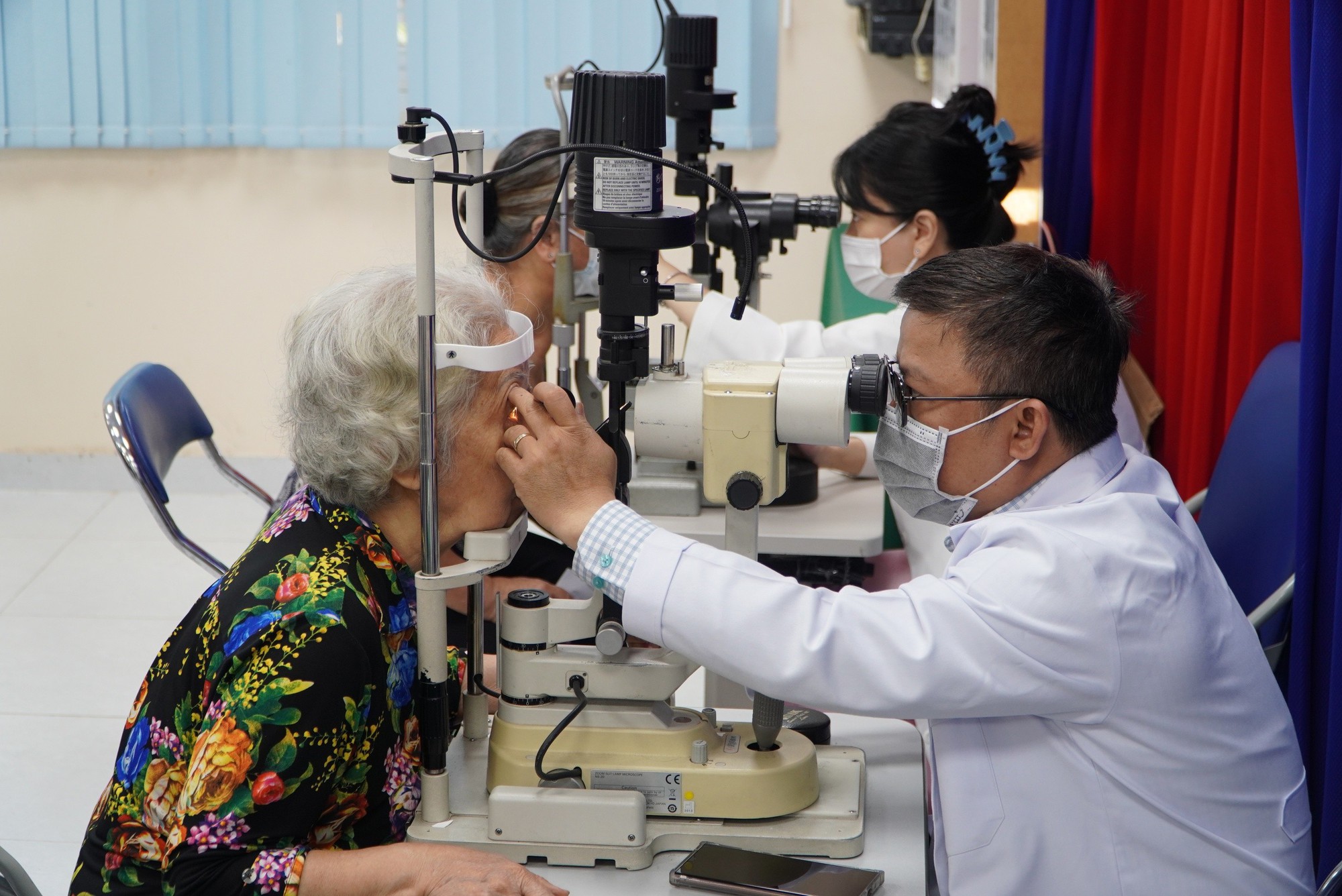 Năm 2025, người dân TPHCM chưa hài lòng điều gì ở các bệnh viện công?- Ảnh 1. Năm 2025, người dân TPHCM chưa hài lòng điều gì ở các bệnh viện công?- Ảnh 1.