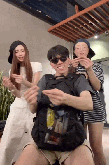 Ca khúc đang viral nhất TikTok: Đặc biệt dành cho người cả năm nay chưa làm được gì nên hồn- Ảnh 3.