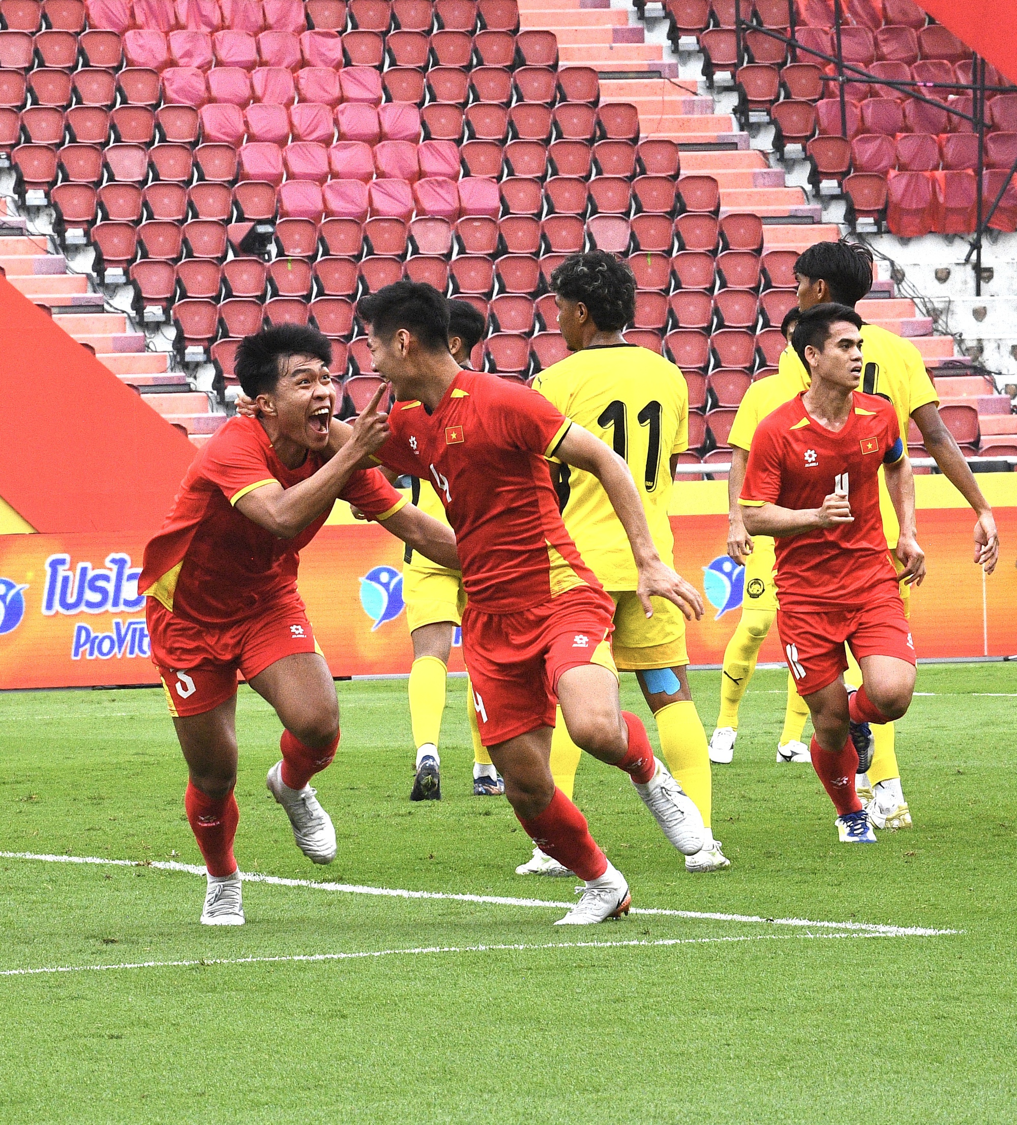 Trai đẹp U22 Việt Nam phong độ chói sáng Trai đẹp U22 Việt Nam phong độ chói sáng