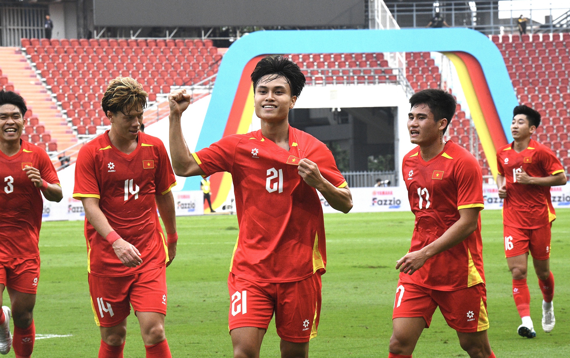 Trai đẹp U22 Việt Nam phong độ chói sáng Trai đẹp U22 Việt Nam phong độ chói sáng