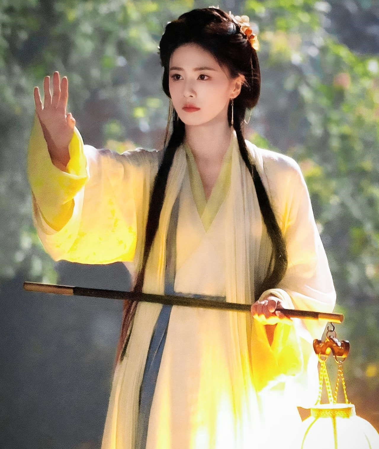 Nhìn mỹ nhân này cúi chào mà ngỡ mộng cảnh ngàn năm: Người đẹp làm gì cũng đẹp, đóng phim nào nghiện nặng phim đó- Ảnh 3. Nhìn mỹ nhân này cúi chào mà ngỡ mộng cảnh ngàn năm: Người đẹp làm gì cũng đẹp, đóng phim nào nghiện nặng phim đó- Ảnh 3.