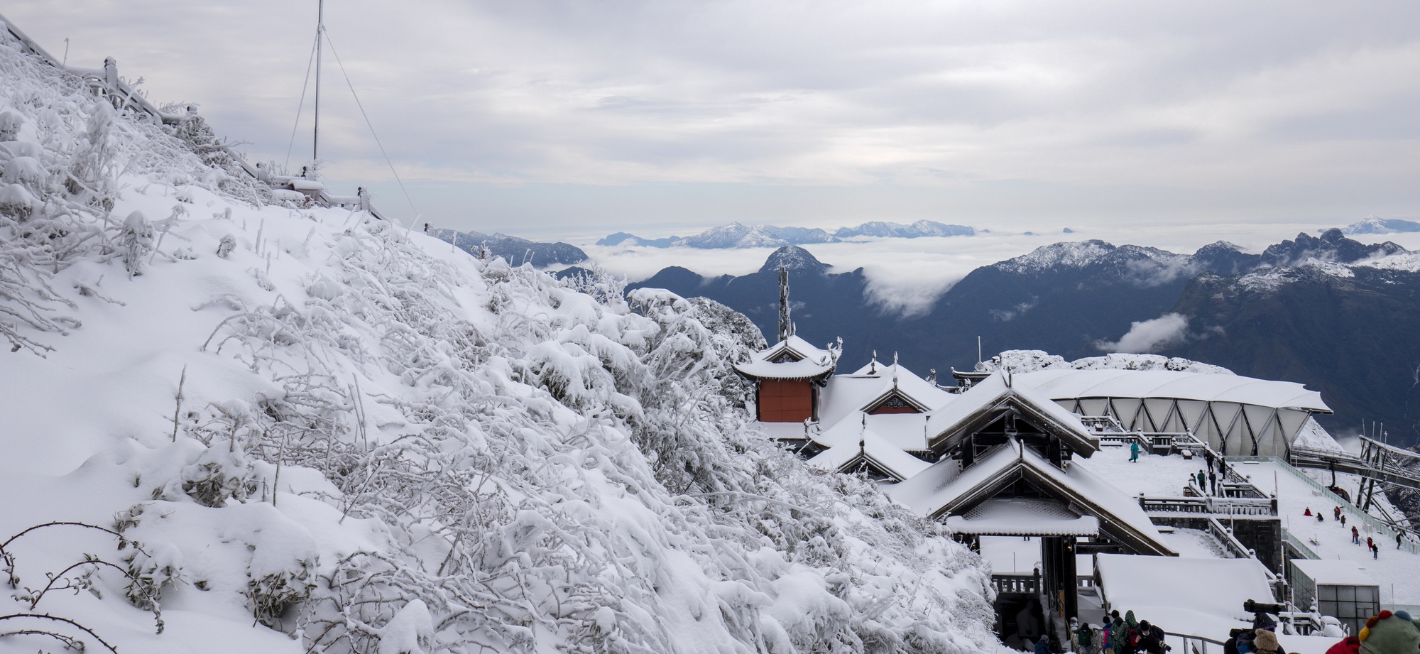 Fansipan - Tuyệt tác bí ẩn trên đỉnh nóc nhà Đông Dương- Ảnh 4. Fansipan - Tuyệt tác bí ẩn trên đỉnh nóc nhà Đông Dương- Ảnh 4.