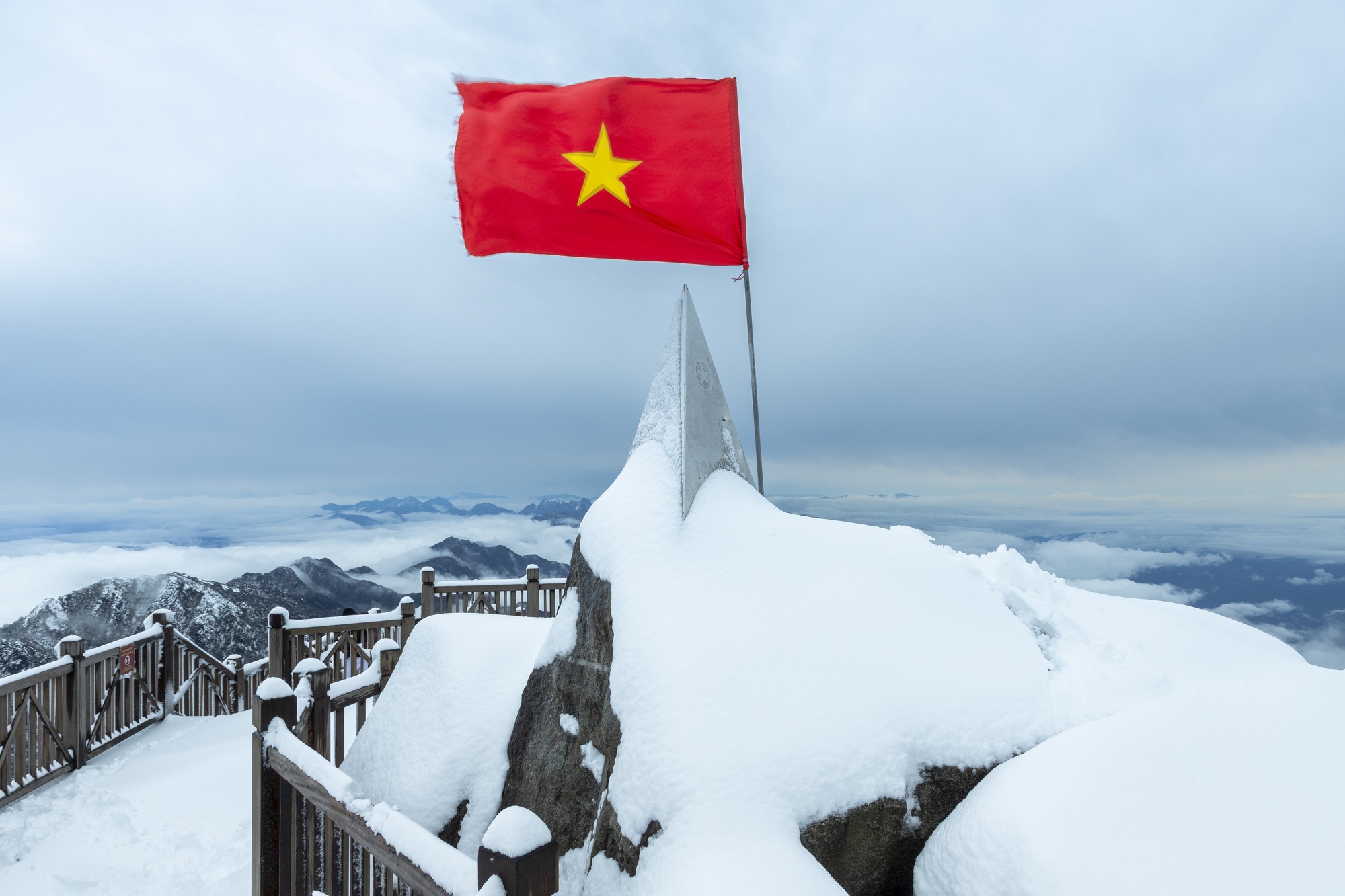 Fansipan - Tuyệt tác bí ẩn trên đỉnh nóc nhà Đông Dương- Ảnh 6. Fansipan - Tuyệt tác bí ẩn trên đỉnh nóc nhà Đông Dương- Ảnh 6.