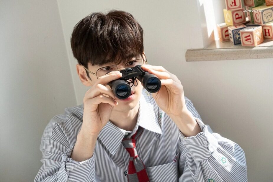 Ai đoán tuổi nam thần màn ảnh này cũng "trật lất" hết!- Ảnh 3.