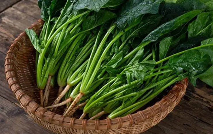 6 loại rau không chần trước khi nấu chẳng khác nào uống thuốc độc, toàn món quen mặt trên bàn ăn của người Việt- Ảnh 1.