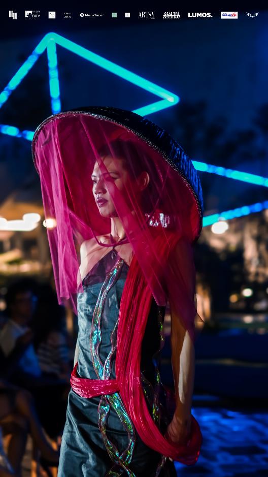 Hút mắt với show thời trang “Tàn Viên" đậm chất cá tính của sinh viên BUV- Ảnh 6. Hút mắt với show thời trang “Tàn Viên" đậm chất cá tính của sinh viên BUV- Ảnh 6.