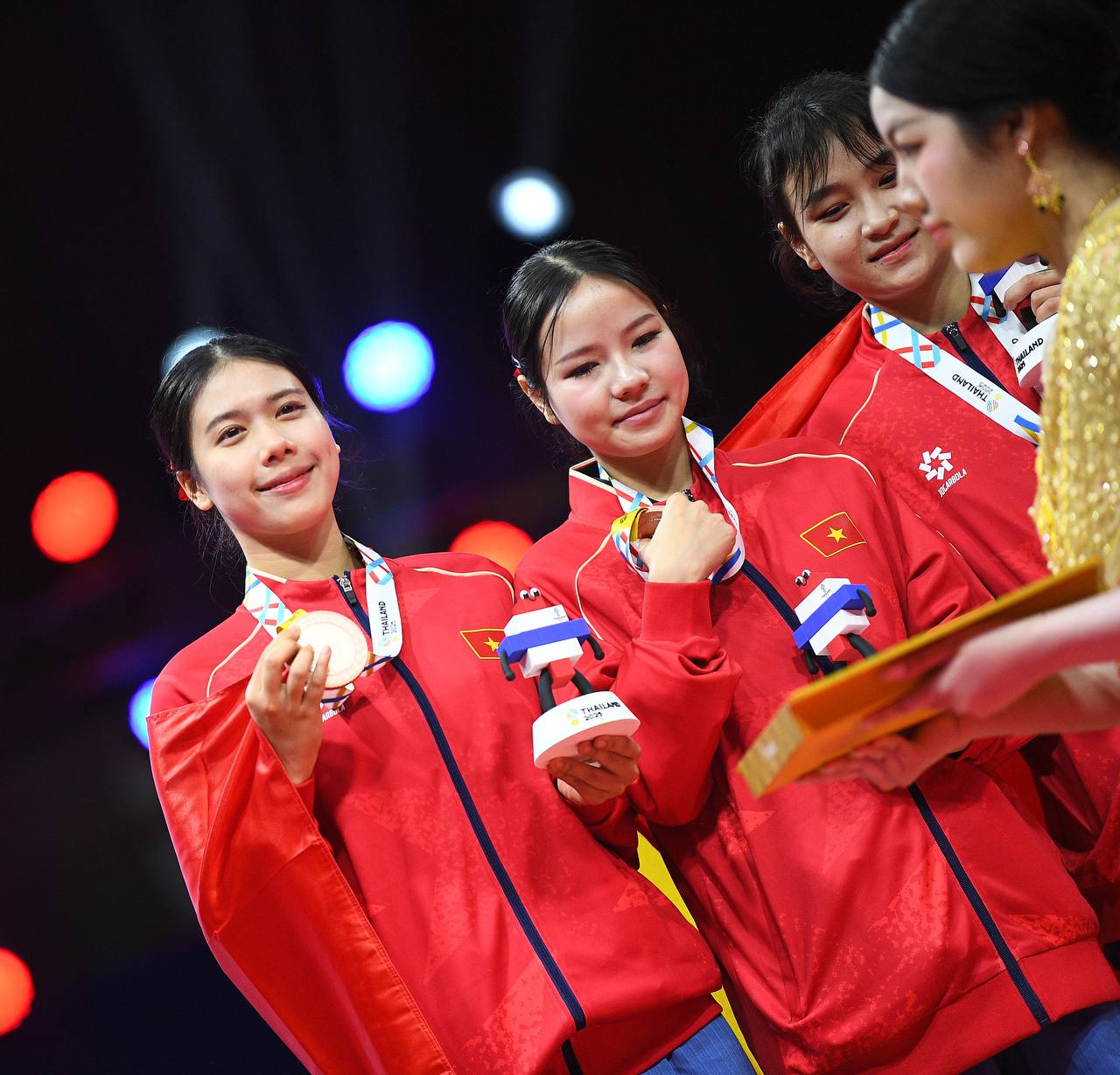 Mê mẩn dàn hot girl Taekwondo ở SEA Games, bên ngoài xinh đẹp, vào sân Mê mẩn dàn hot girl Taekwondo ở SEA Games, bên ngoài xinh đẹp, vào sân