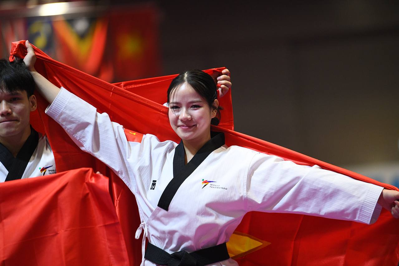 Mê mẩn dàn hot girl Taekwondo ở SEA Games, bên ngoài xinh đẹp, vào sân Mê mẩn dàn hot girl Taekwondo ở SEA Games, bên ngoài xinh đẹp, vào sân