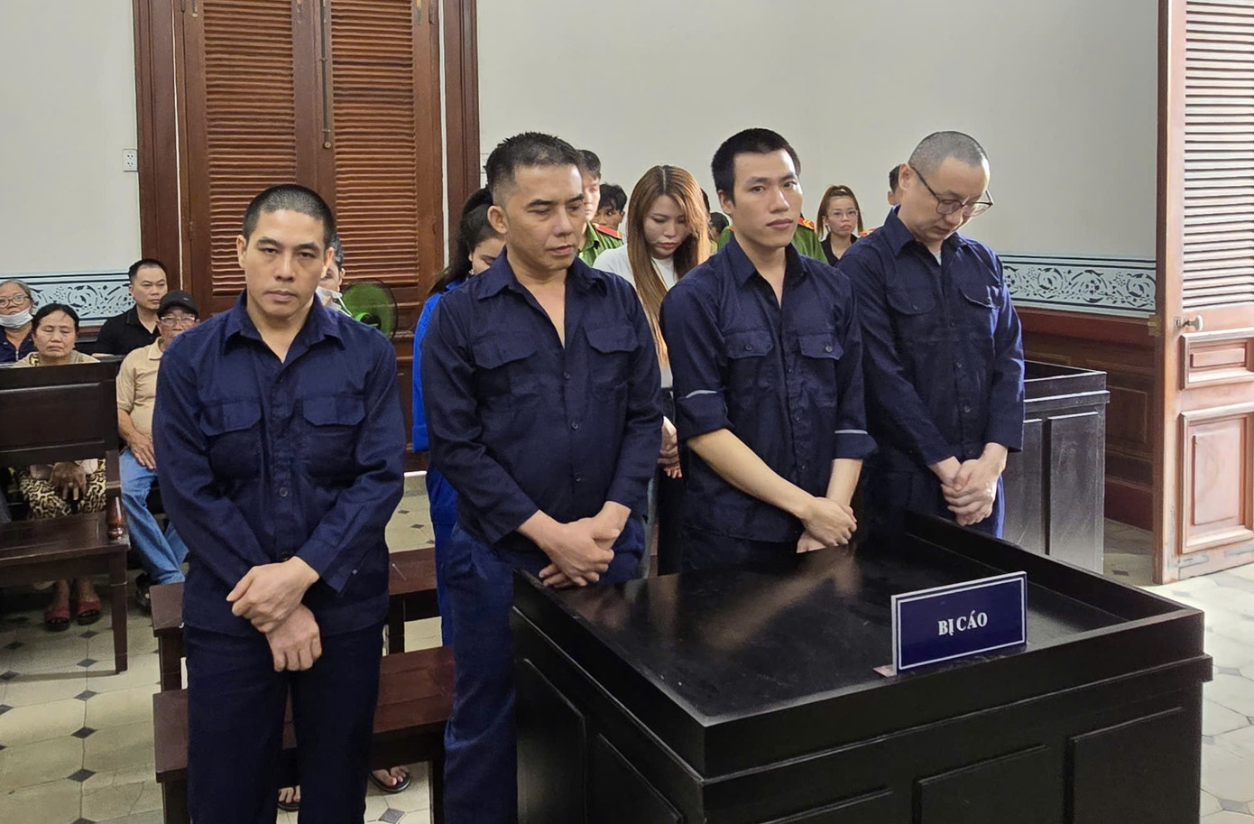 Điều hành đường dây mại dâm cao cấp, cựu nữ tiếp viên hàng không bị phạt 4 năm tù- Ảnh 2.