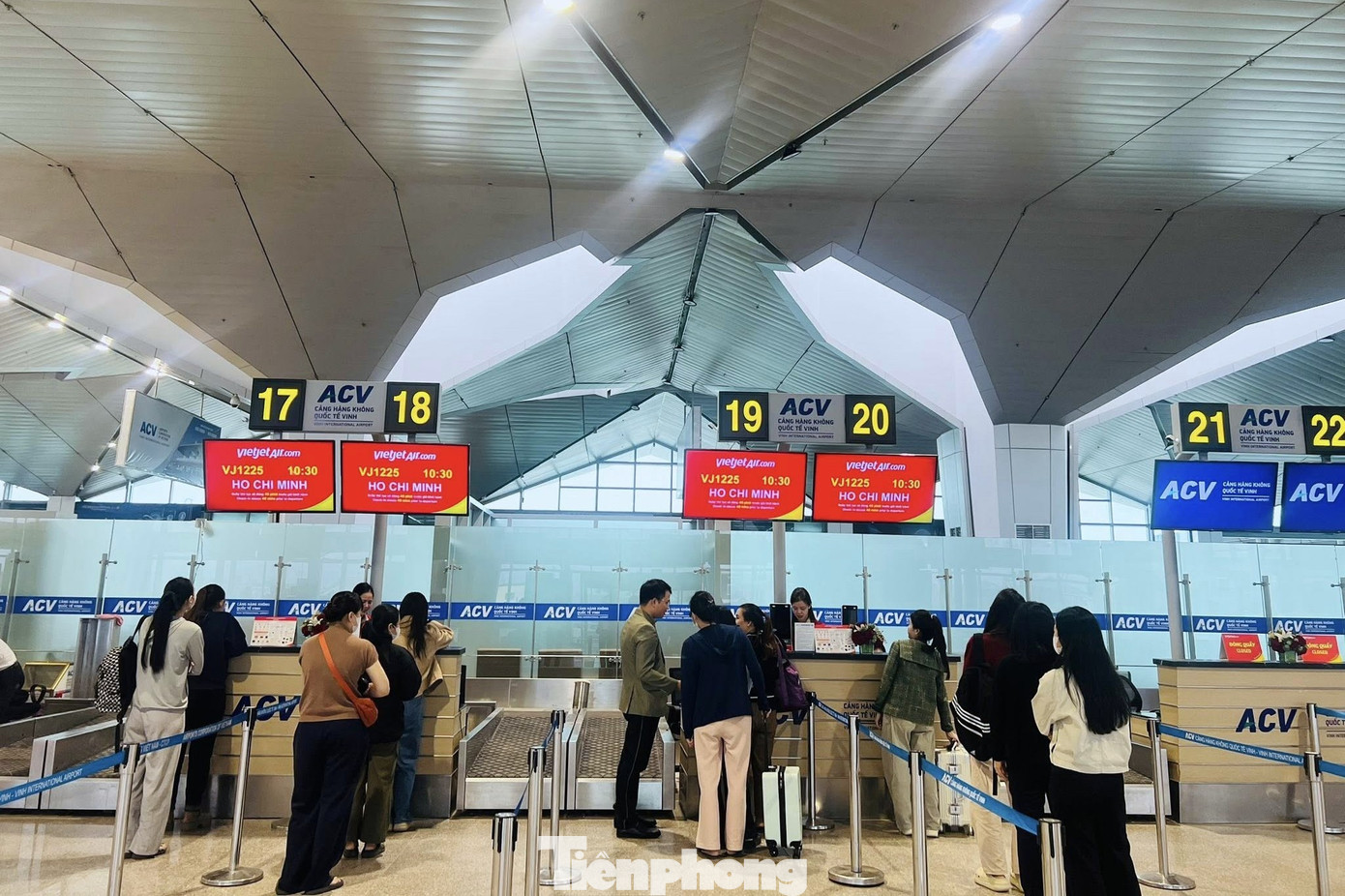 Áp dụng nhận diện sinh trắc học từ 'A đến Z' tại sân bay Vinh- Ảnh 1.