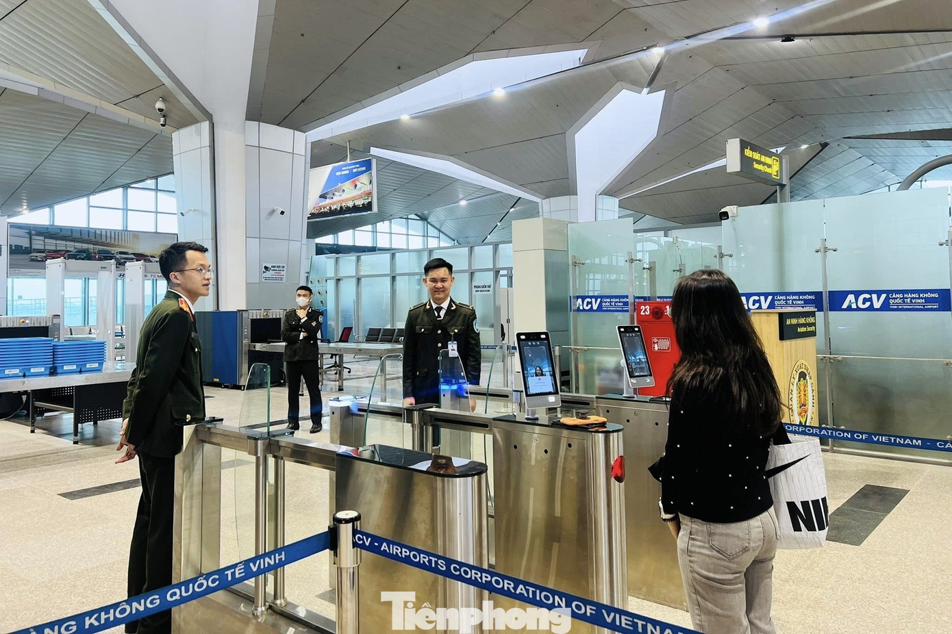 Áp dụng nhận diện sinh trắc học từ 'A đến Z' tại sân bay Vinh- Ảnh 3.