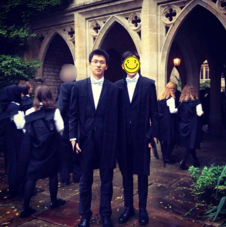 Bức ảnh "nam thần phòng thí nghiệm" nổi tiếng suốt một thập kỷ- Ảnh 2.