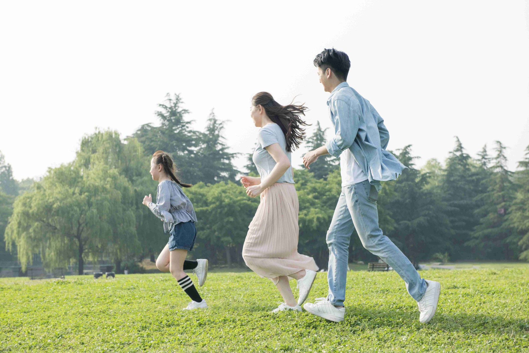 8 điều cha mẹ kh&ocirc;ng n&ecirc;n chia sẻ với con c&aacute;i d&ugrave; gia đ&igrave;nh c&oacute; hạnh ph&uacute;c đến đ&acirc;u- Ảnh 2.