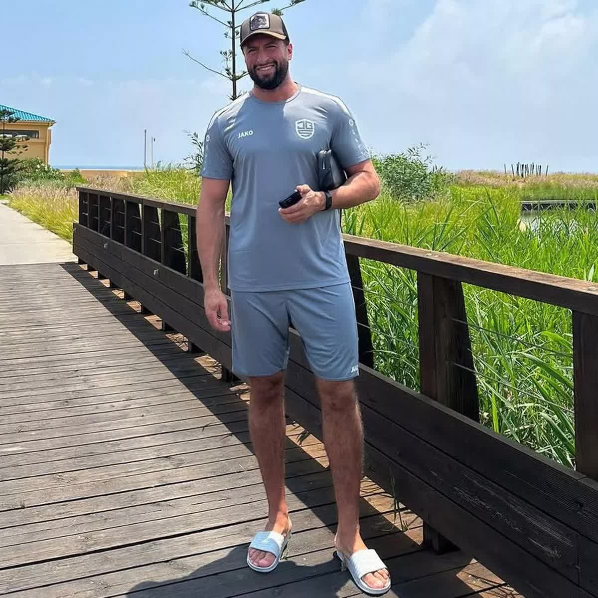 Huyền thoại thể thao lĩnh án tù vì tội bắt cóc có dùng súng, kêu oan nhưng không một ai tin- Ảnh 3.