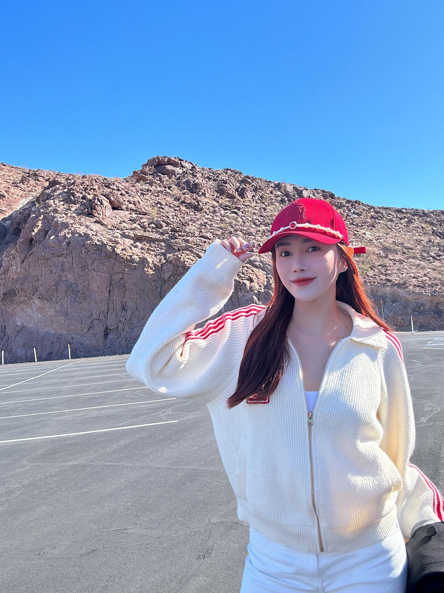 Mỹ nhân là mẹ bỉm 2 con bất ngờ hôn Vũ Khắc Tiệp- Ảnh 6.