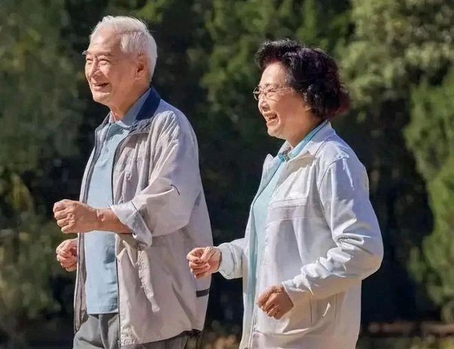 Sống thọ hay không phụ thuộc vào năm 69 tuổi: Nếu vẫn dễ dàng làm được 5 việc này, về cơ bản họ có thể sống đến 90 tuổi- Ảnh 4.