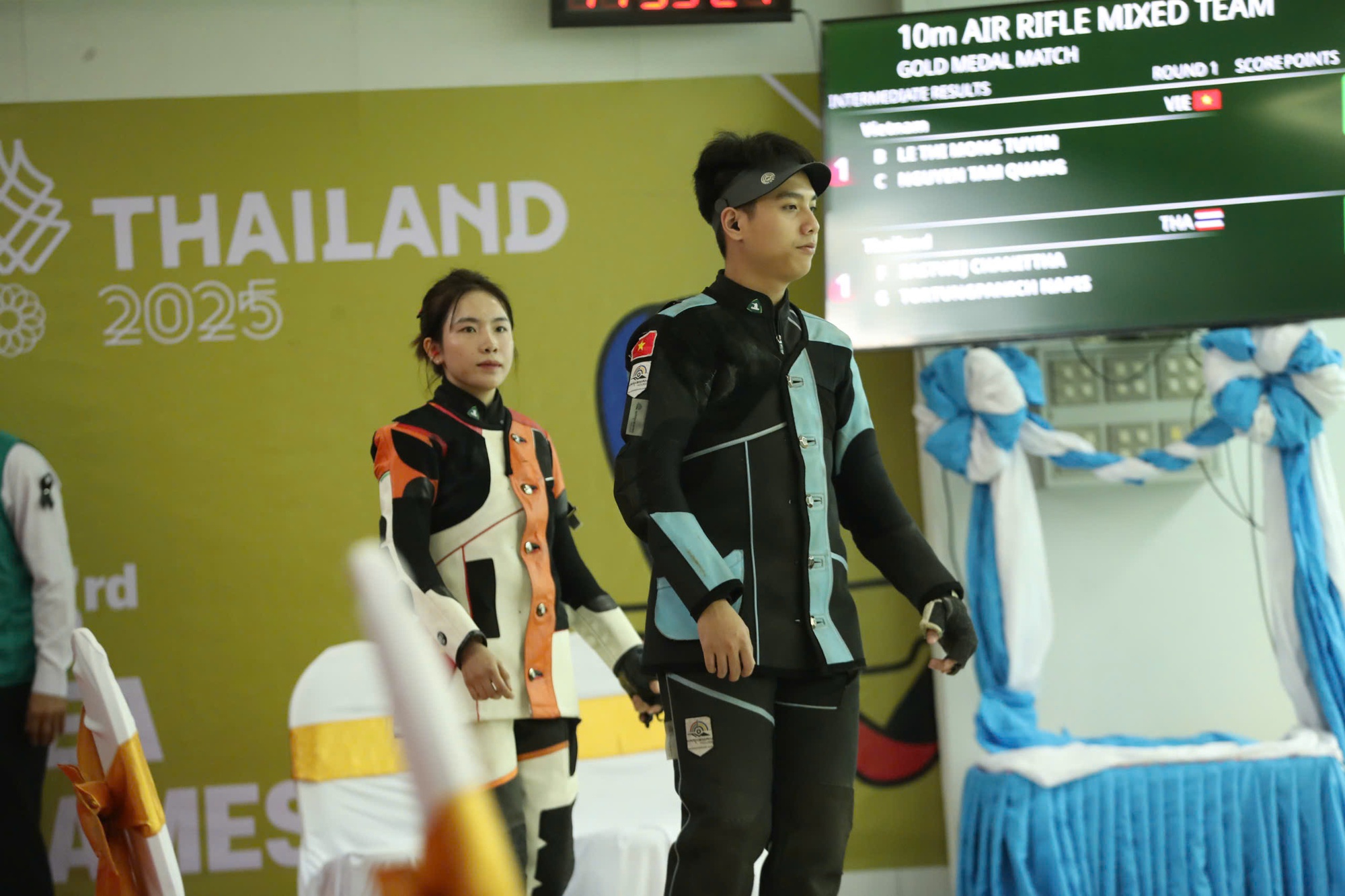 Nữ xạ thủ sinh năm 2003 xinh như mộng đánh bại VĐV Thái Lan giành HCV SEA Games cho Việt Nam- Ảnh 1.