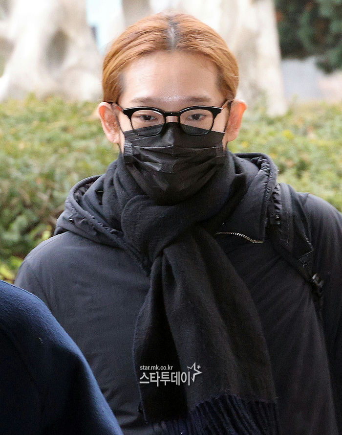 Sốc: Ca sĩ đình đám H say rượu lái xe với tốc độ gần 200 km/h đâm thẳng vào dải phân cách- Ảnh 1. Sốc: Ca sĩ đình đám H say rượu lái xe với tốc độ gần 200 km/h đâm thẳng vào dải phân cách- Ảnh 1.