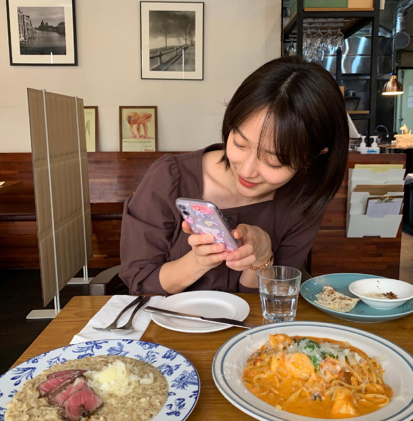 Đã U40 nhưng “cô nàng hacker” Pyo Ye Jin vẫn có vẻ ngoài “tuổi 20” trong Taxi Driver 3: Hóa ra nhờ 5 thói quen- Ảnh 3.