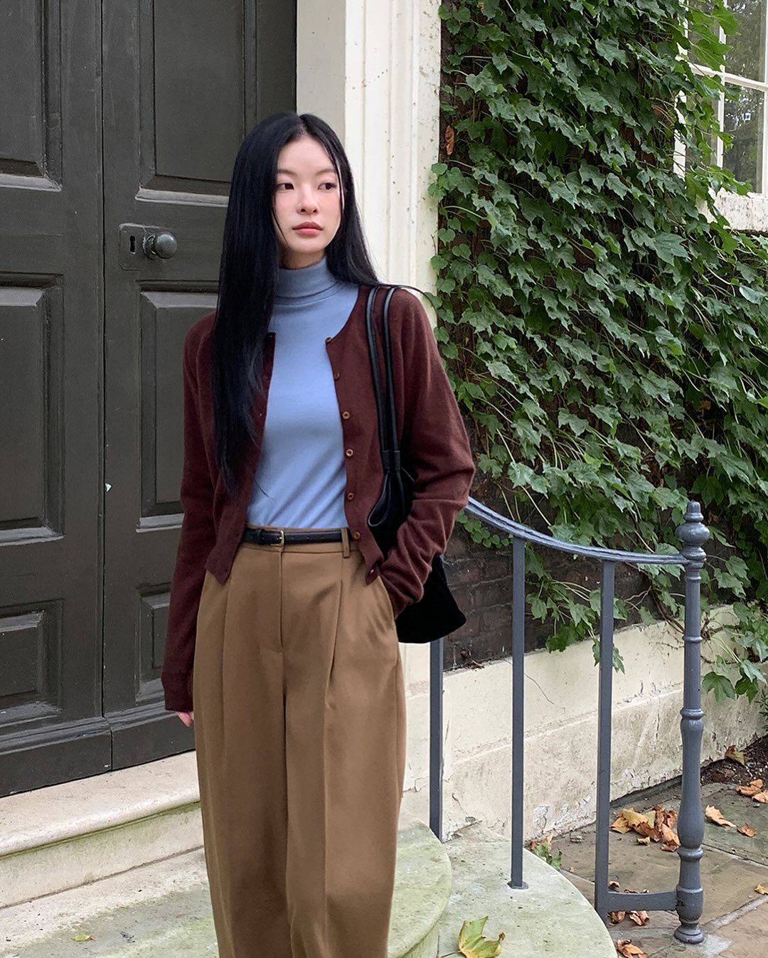 10 set đồ màu sắc rất dễ mặc trong mùa lạnh, giúp nàng nổi bật mà không sợ 