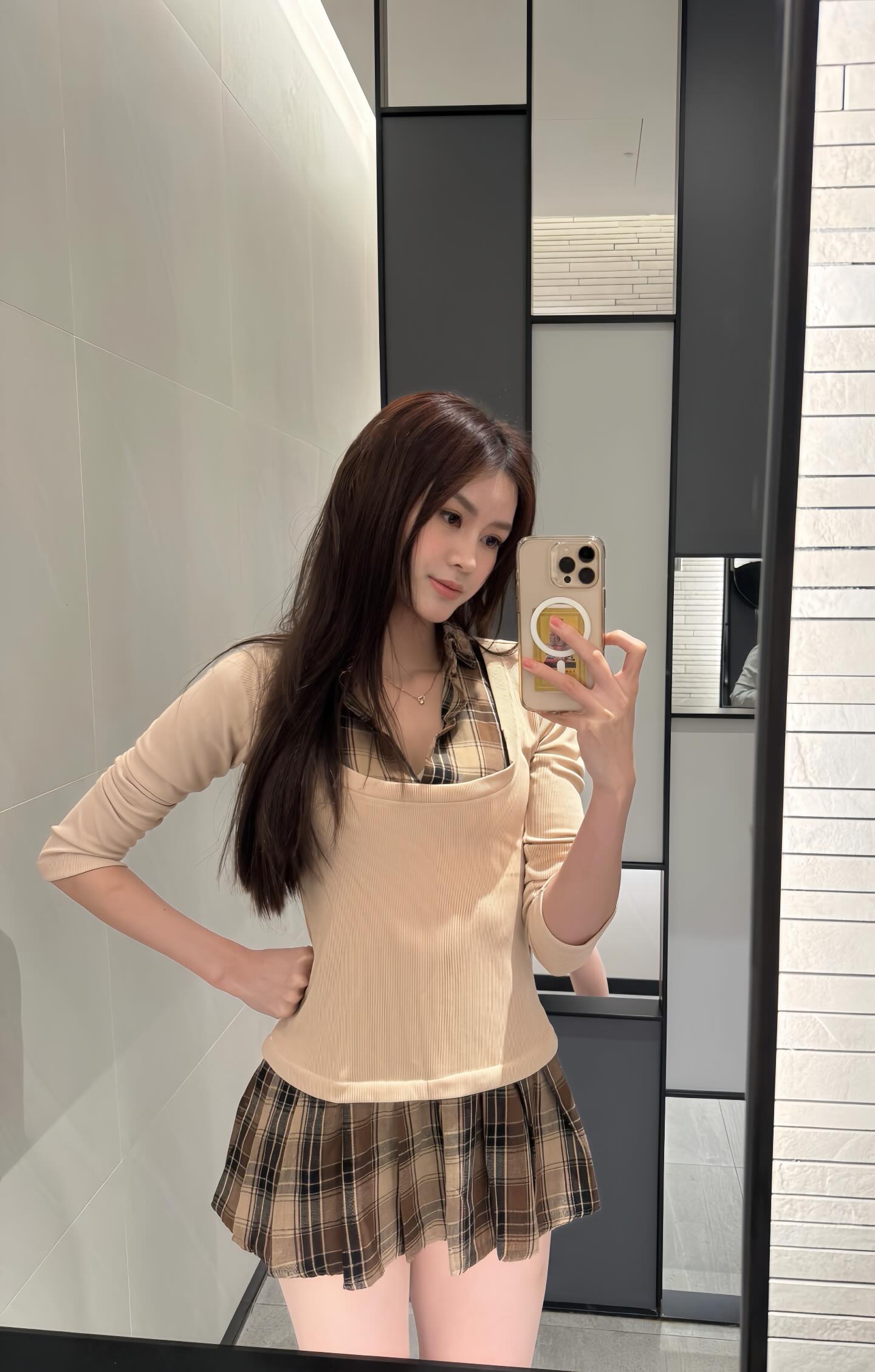 Ngắm đôi chân dài 1m15 của mỹ nhân đấu kiếm Việt, Ngắm đôi chân dài 1m15 của mỹ nhân đấu kiếm Việt,