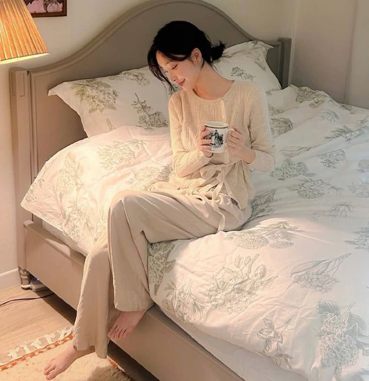 Nữ giới không bị lạnh ở 3 nơi này trên cơ thể chứng tỏ khí huyết tốt, trẻ lâu, sống thọ- Ảnh 1. Nữ giới không bị lạnh ở 3 nơi này trên cơ thể chứng tỏ khí huyết tốt, trẻ lâu, sống thọ- Ảnh 1.