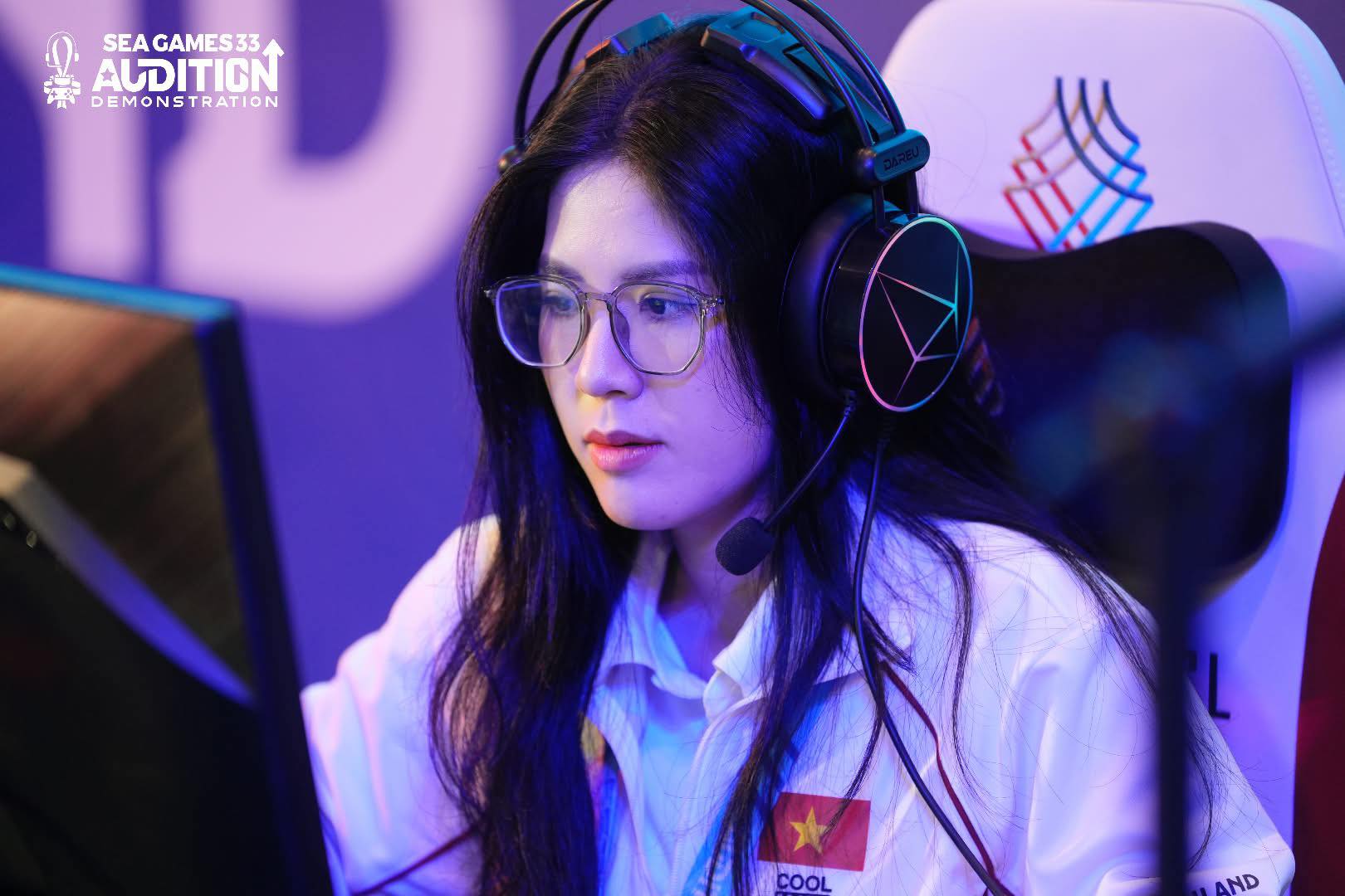 Nhan sắc của tuyển thủ Audition Việt Nam gây sốt: Con gái chơi game đỉnh vậy?- Ảnh 1. Nhan sắc của tuyển thủ Audition Việt Nam gây sốt: Con gái chơi game đỉnh vậy?- Ảnh 1.