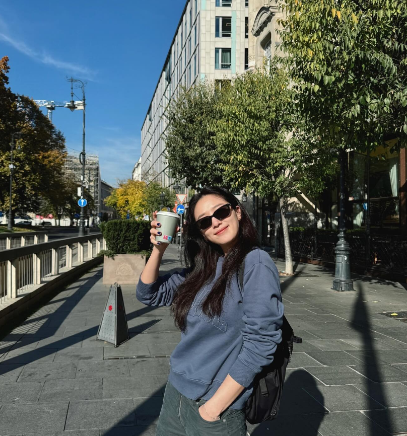 Đã U40 nhưng “cô nàng hacker” Pyo Ye Jin vẫn có vẻ ngoài “tuổi 20” trong Taxi Driver 3: Hóa ra nhờ 5 thói quen- Ảnh 5.