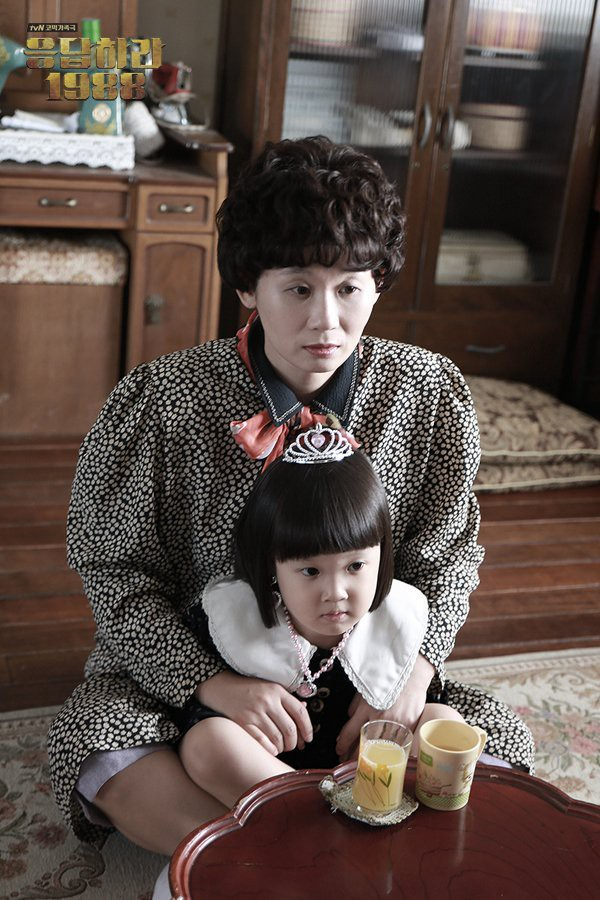 Trời ơi tin được không? Đây mà là "thực thần nhí" Jin Joo của Reply 1988 á?- Ảnh 9.