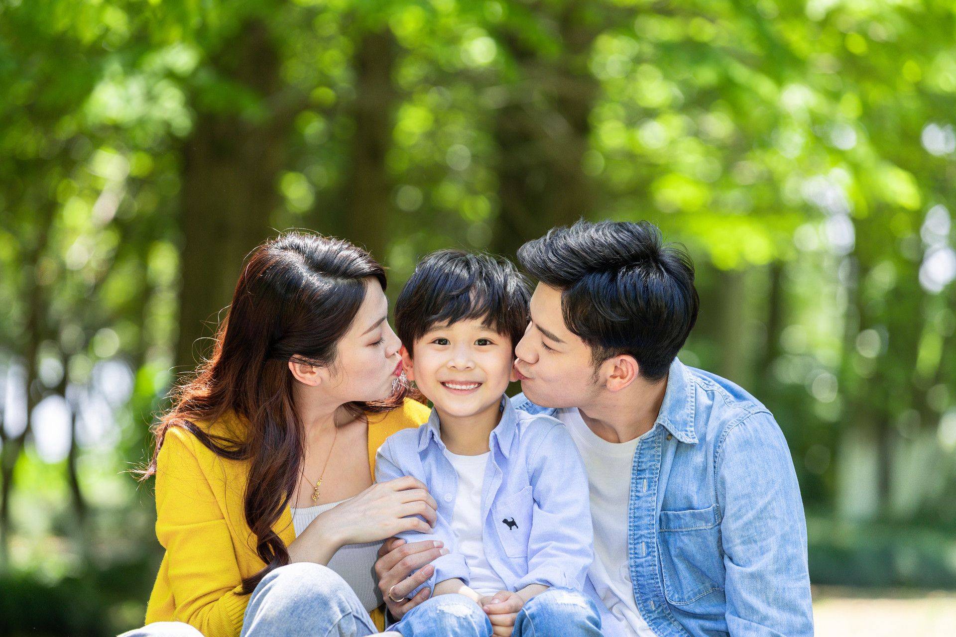 8 điều cha mẹ kh&ocirc;ng n&ecirc;n chia sẻ với con c&aacute;i d&ugrave; gia đ&igrave;nh c&oacute; hạnh ph&uacute;c đến đ&acirc;u- Ảnh 1.