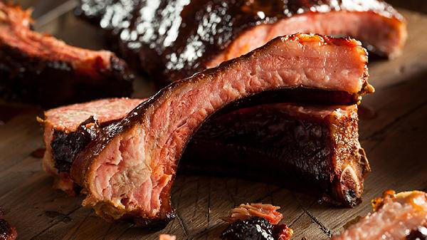 3 mẹo chọn mua thịt lợn, giúp tránh xa thịt "tắm" hóa chất, ăn ngon mà vẫn an toàn- Ảnh 1.