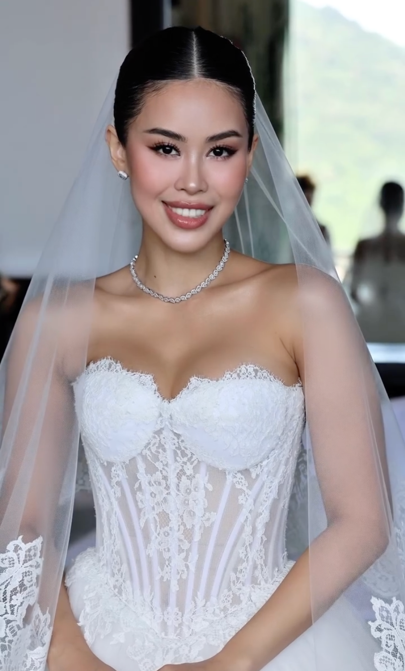 Tỷ phú Johnathan Hạnh Nguyễn tổ chức siêu đám cưới cho con gái: Nhận xét từ truyền thông quốc tế- Ảnh 6. Tỷ phú Johnathan Hạnh Nguyễn tổ chức siêu đám cưới cho con gái: Nhận xét từ truyền thông quốc tế- Ảnh 6.