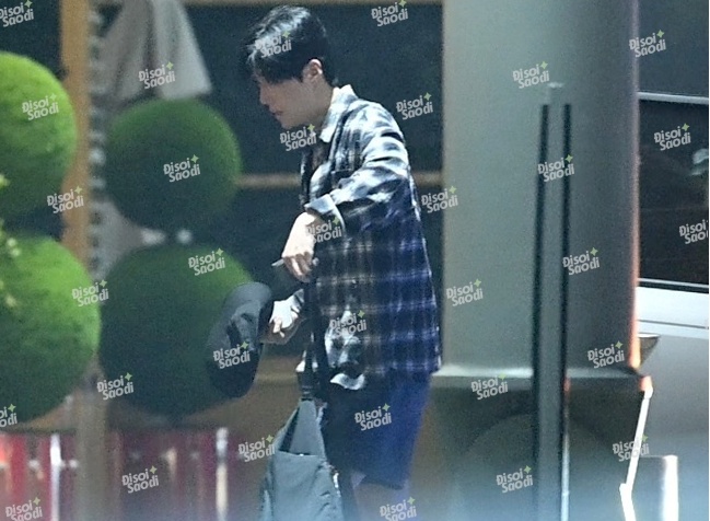 Độc quyền tóm dính Suzy - Kim Seon Ho tại Việt Nam: Độc quyền tóm dính Suzy - Kim Seon Ho tại Việt Nam: