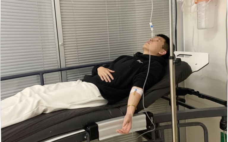 Ch&agrave;ng du học sinh 23 tuổi mắc ung thư dạ d&agrave;y giai đoạn cuối v&igrave; ăn m&oacute;n n&agrave;y 3 bữa một ng&agrave;y cho&hellip; nhanh