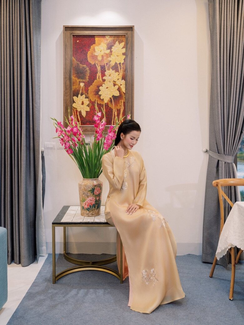 "Mỹ nhân 10 năm chăn trâu" lấy chồng giàu gia thế khủng, bước vào cửa hào môn ở biệt thự hoành tráng- Ảnh 13.