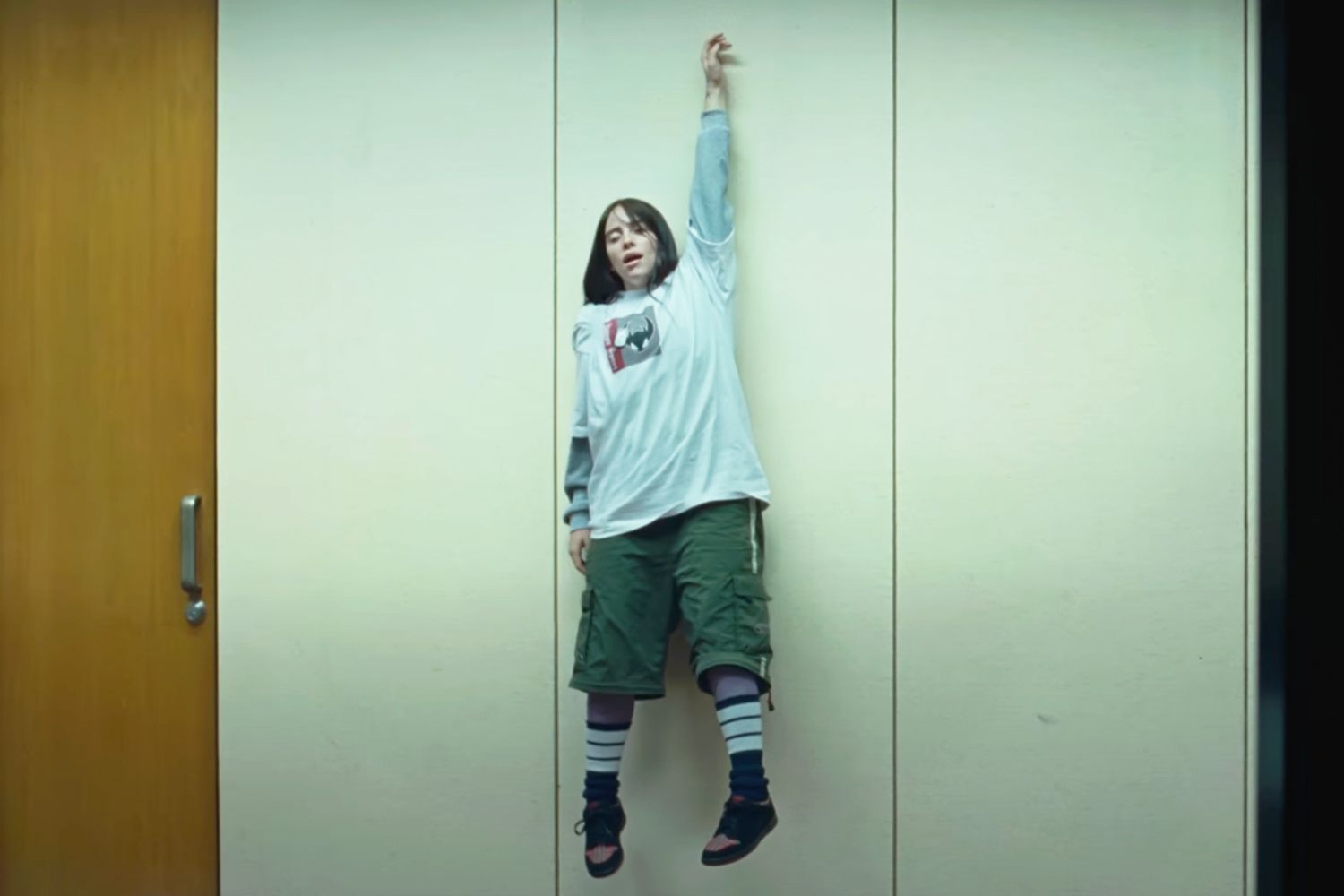 Ca khúc hay nhất 2025: Taylor Swift mất dạng, hạng 1 không ai dám cãi- Ảnh 3.