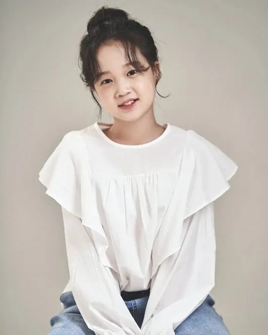 Trời ơi tin được không? Đây mà là "thực thần nhí" Jin Joo của Reply 1988 á?- Ảnh 10.