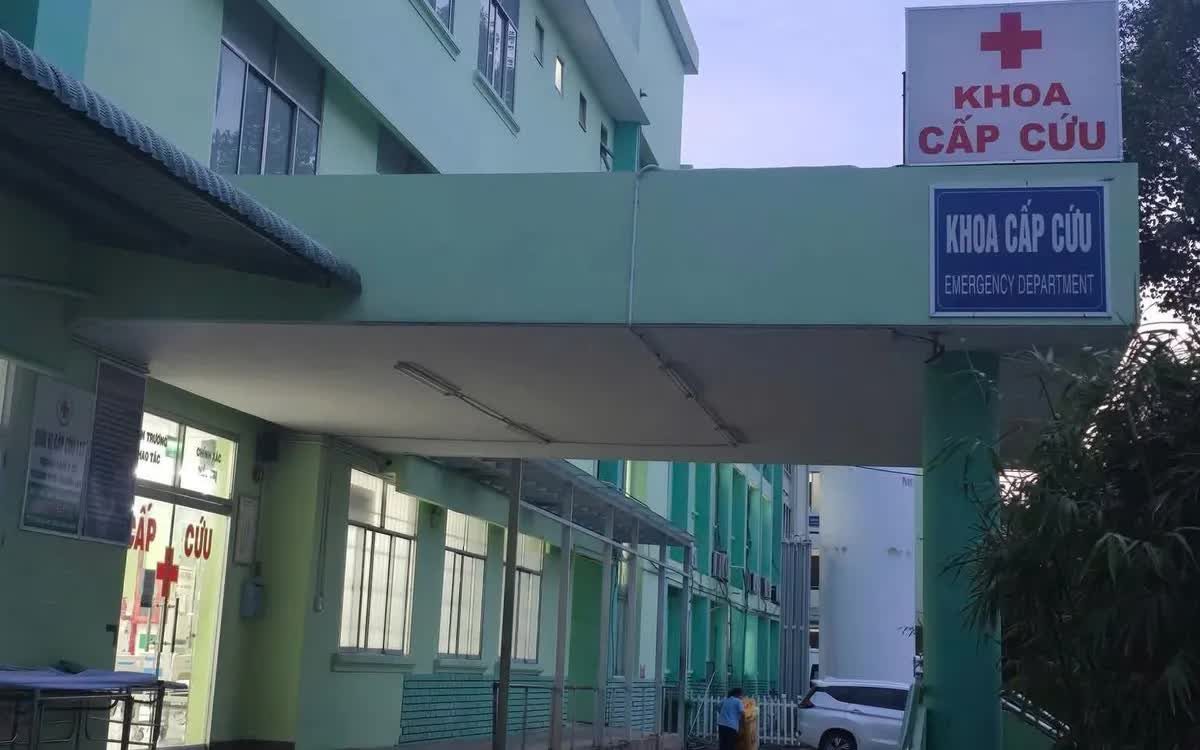 Cơn đau ngực khi đang chạy xe máy suýt cướp đi mạng người bệnh 71 tuổi- Ảnh 1.