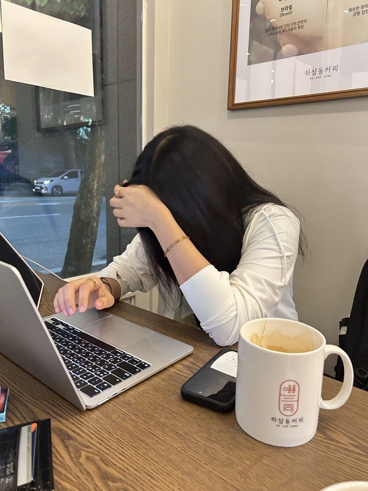 Khổ hơn cả thất nghiệp: Đi làm sợ nhất cái cảnh này!- Ảnh 2.