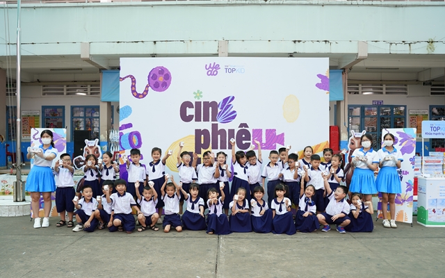 Học sinh tiểu học TP.HCM xem Dế Mèn tại trường: Phản ứng cực dễ thương- Ảnh 9.