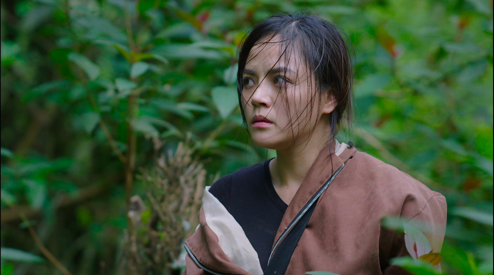 Mỹ nhân Việt được Bộ Quốc Phòng khen thưởng: Đóng tận 5 phim top 1 rating cả nước, nhan sắc thăng hạng dữ dội- Ảnh 4. Mỹ nhân Việt được Bộ Quốc Phòng khen thưởng: Đóng tận 5 phim top 1 rating cả nước, nhan sắc thăng hạng dữ dội- Ảnh 4.