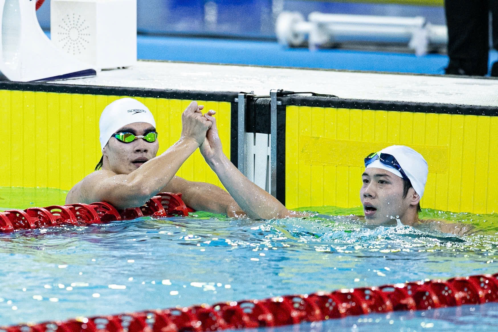Quang Thuấn - em trai Ánh Viên bơi 