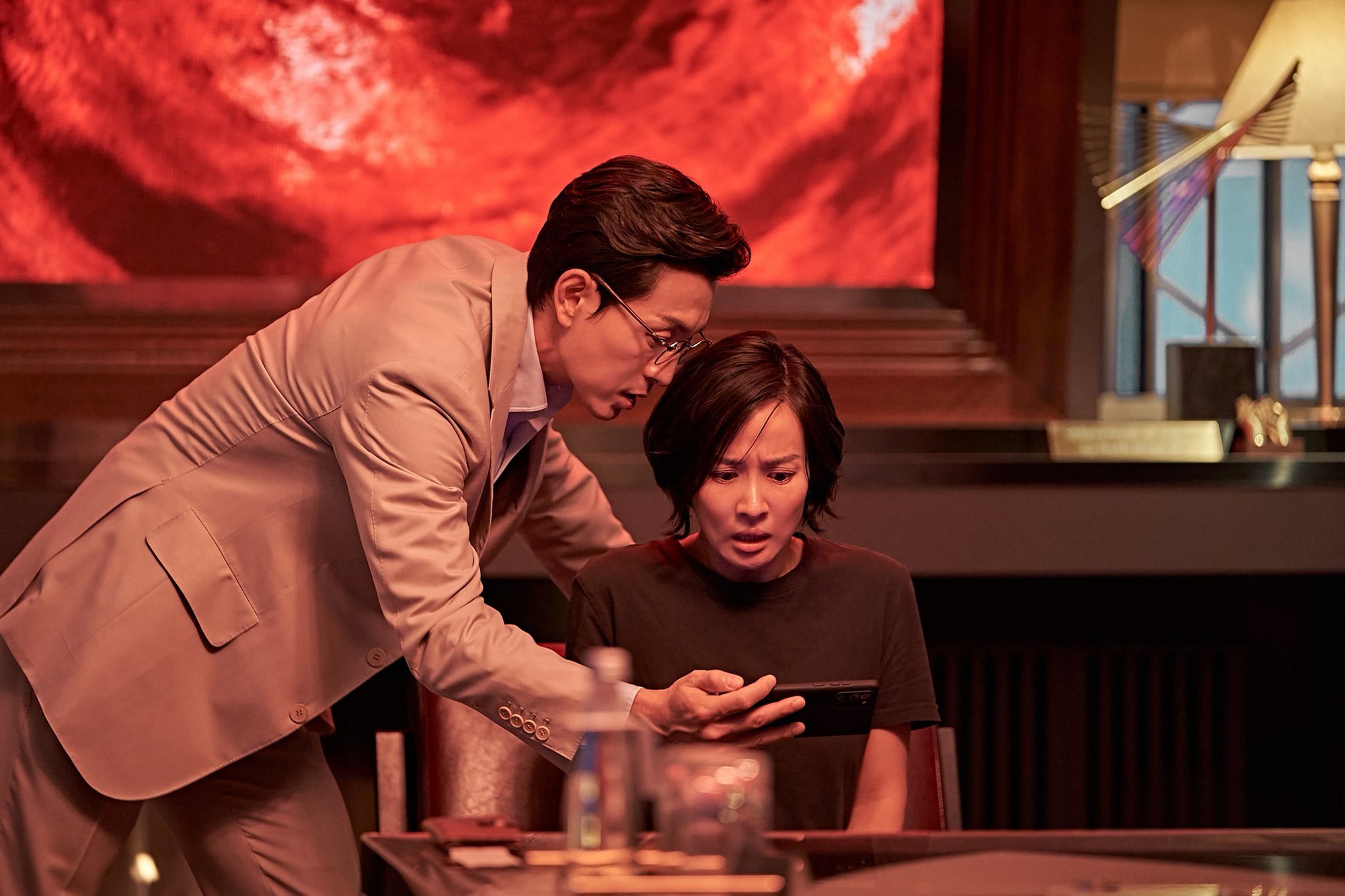 5 phim 18+ Hàn Quốc hay nhất 2025: Toàn mỹ nhân đẹp nức nở, không xem là ngàn lần hối tiếc- Ảnh 2.