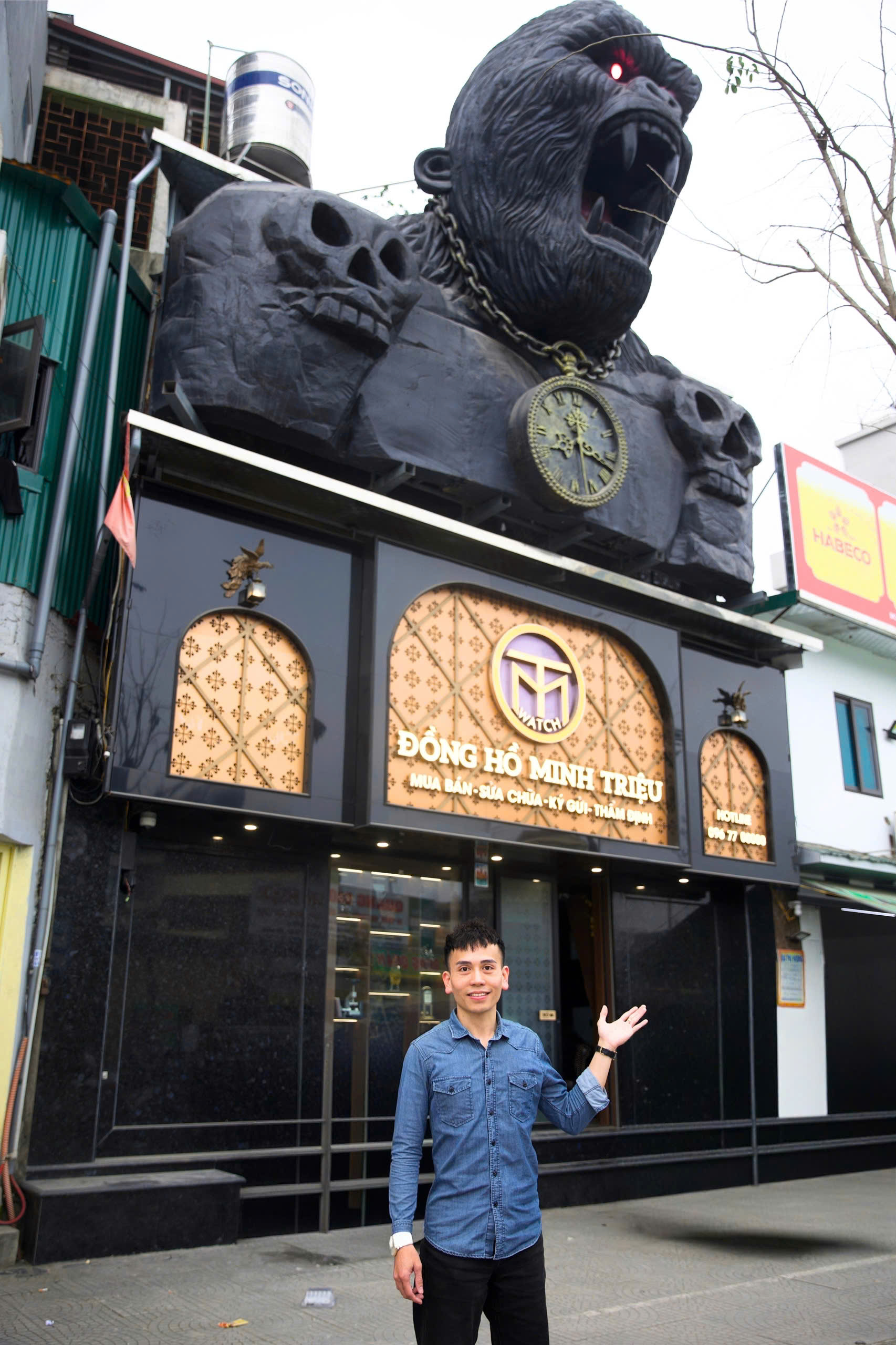 Bán đồng hồ vàng đúc ở đâu giá tốt tại Hà Nội và TP.HCM- Ảnh 2.