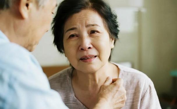 Mãi về sau tôi mới chua xót nhận ra: Sai lầm khi dốc hết tiền mua nhà xe cho các con mà quên dạy 3 ĐIỀU này!- Ảnh 1.