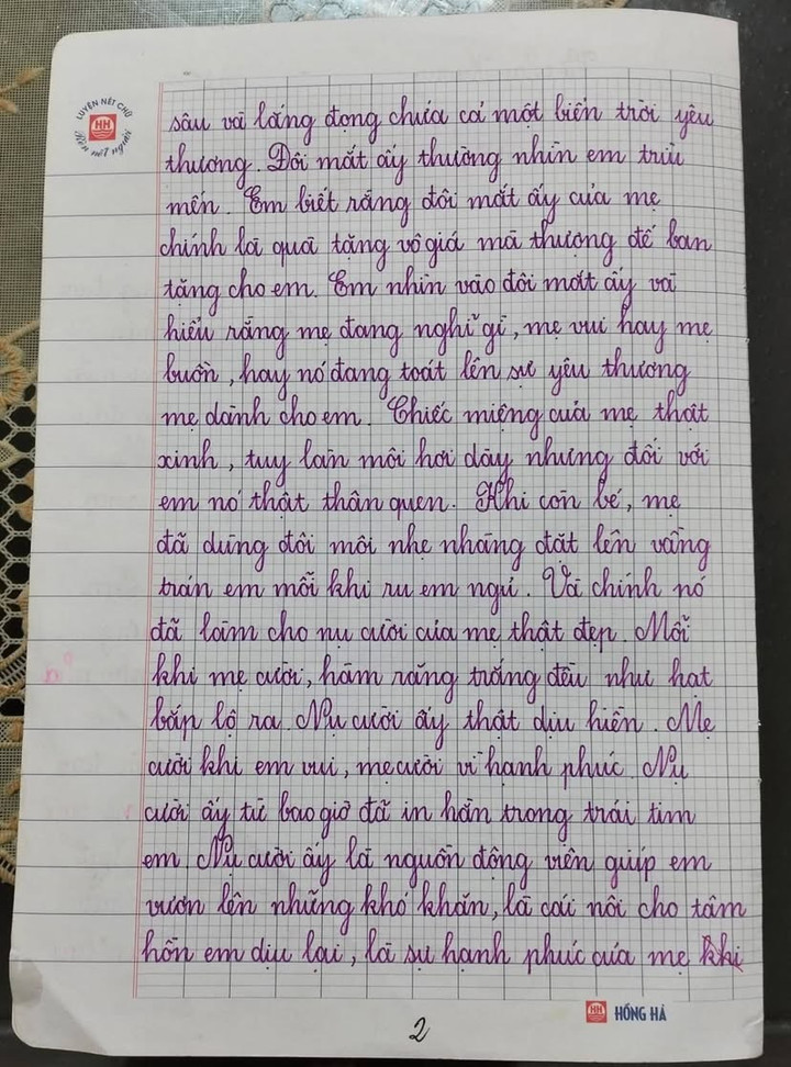 Bài văn tả mẹ đạt 9 điểm gây "sốt" mạng, tinh tế nhất là lời phê của giáo viên- Ảnh 2.