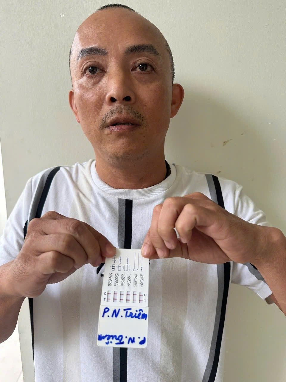 Đà Nẵng: Phá đường dây cá độ bóng đá qua mạng hơn 400 tỷ đồng- Ảnh 1.